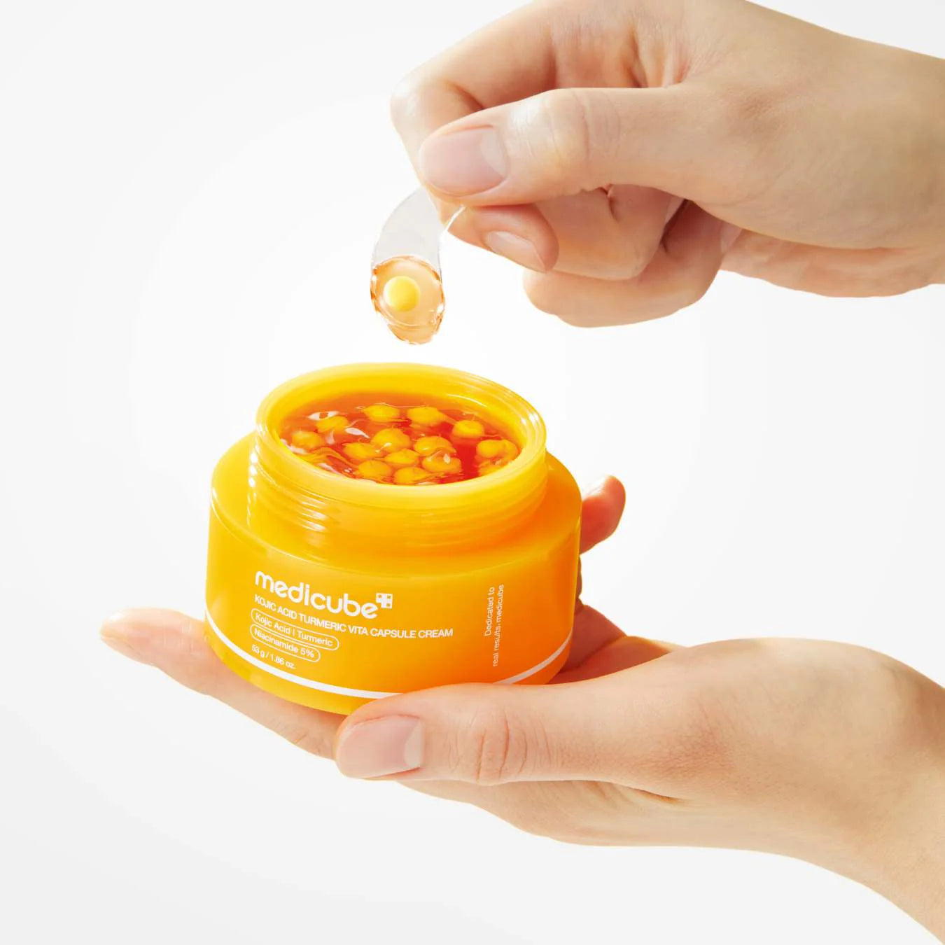 MEDICUBE - KOJIC ACID TURMERIC VITA CAPSULE CREAM 53g