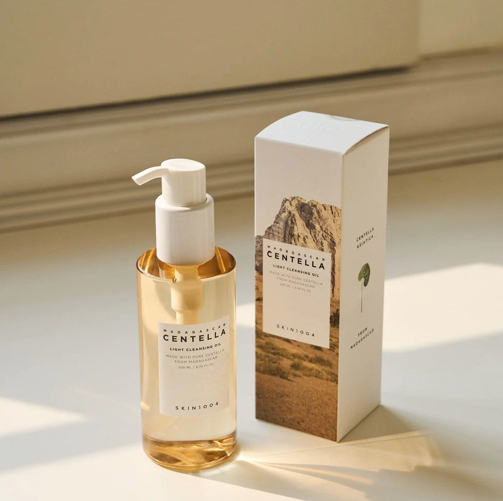SKIN1004 Madagascar Centella Light Cleansing Oil